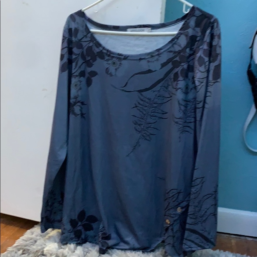 long sleeve shirt